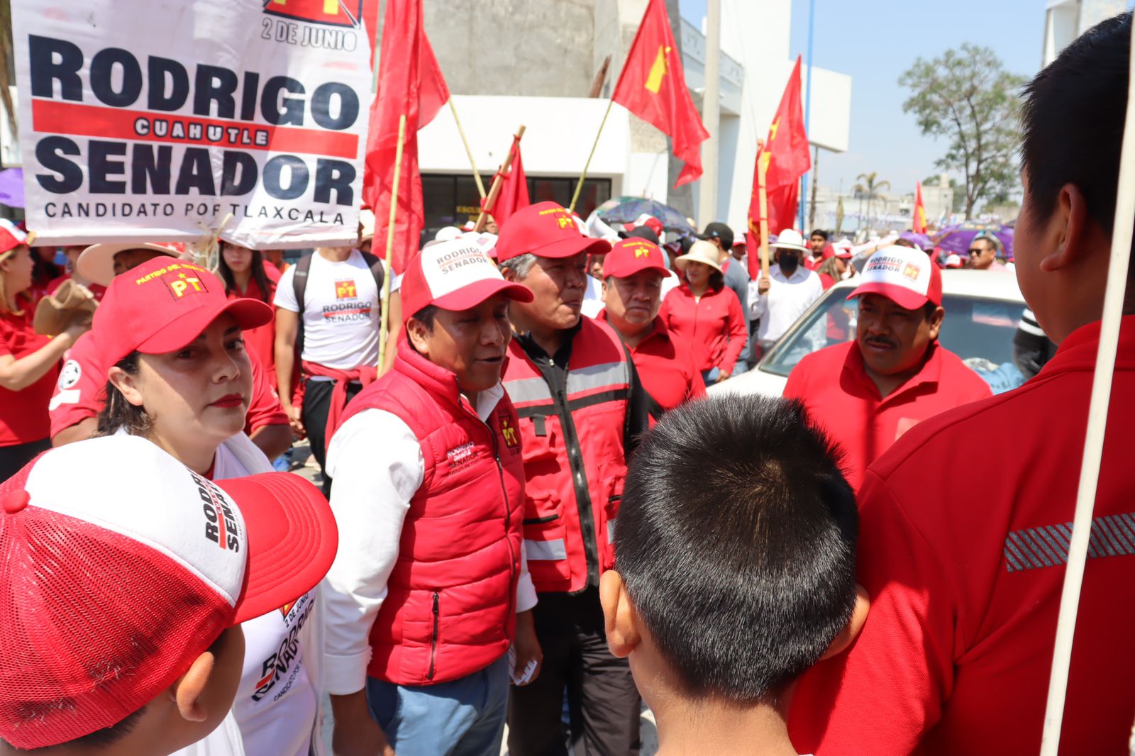 Crece Rodrigo Cuahutle Salazar en intención del voto